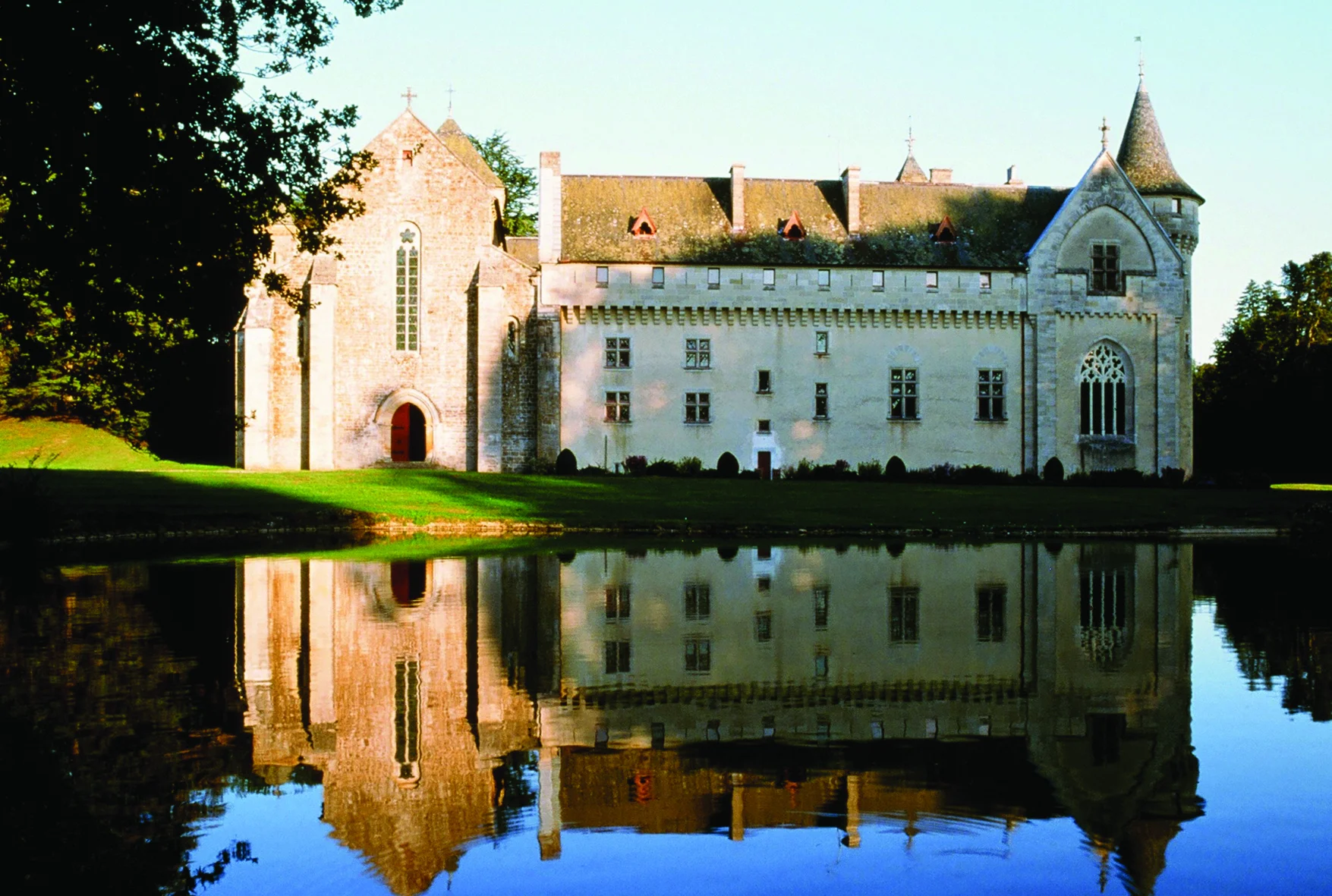 abbaye-locdieu-reflet