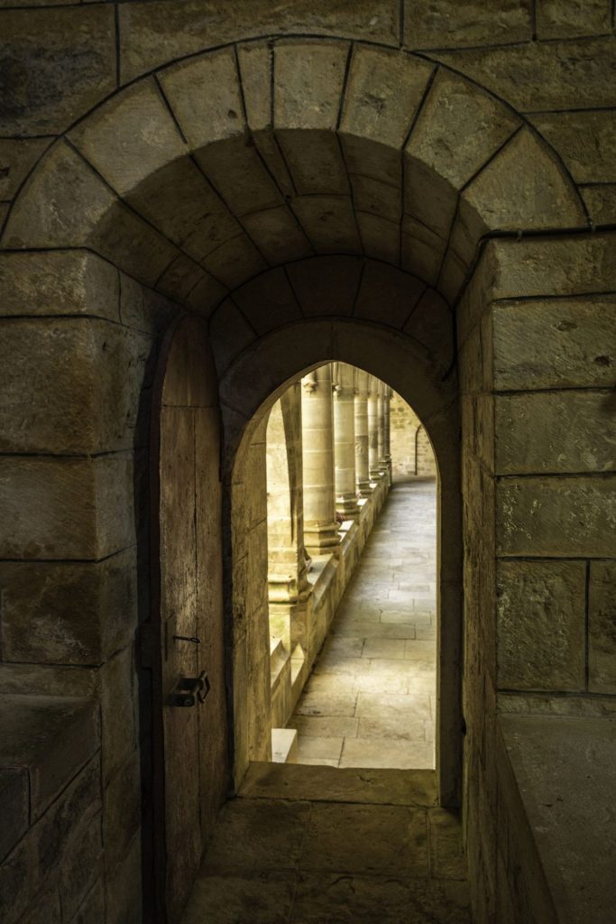 arcades-abbaye-locdieu (c) B.Vidao