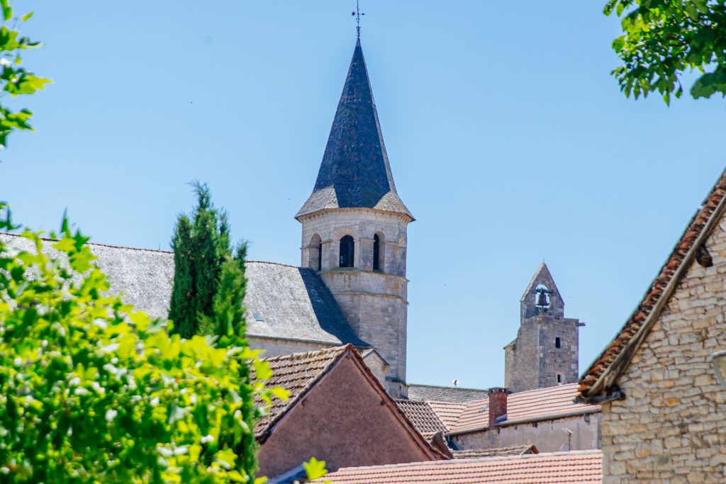 Bastiden und Schluchten von Aveyron mit dem Fahrrad, Villeneuve