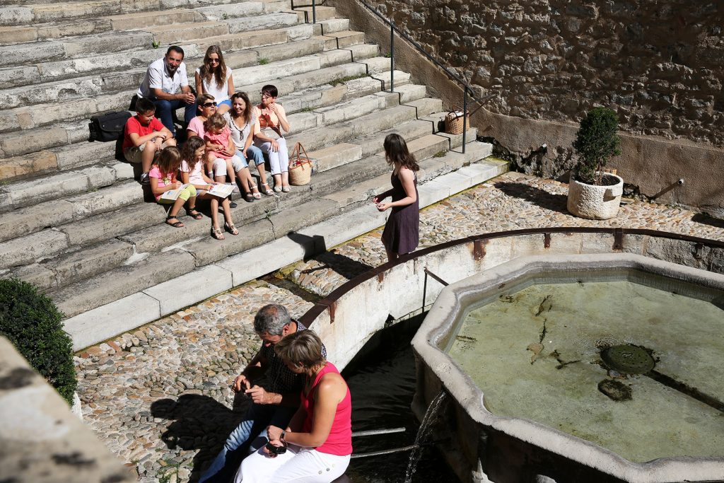 visit-group-bastide