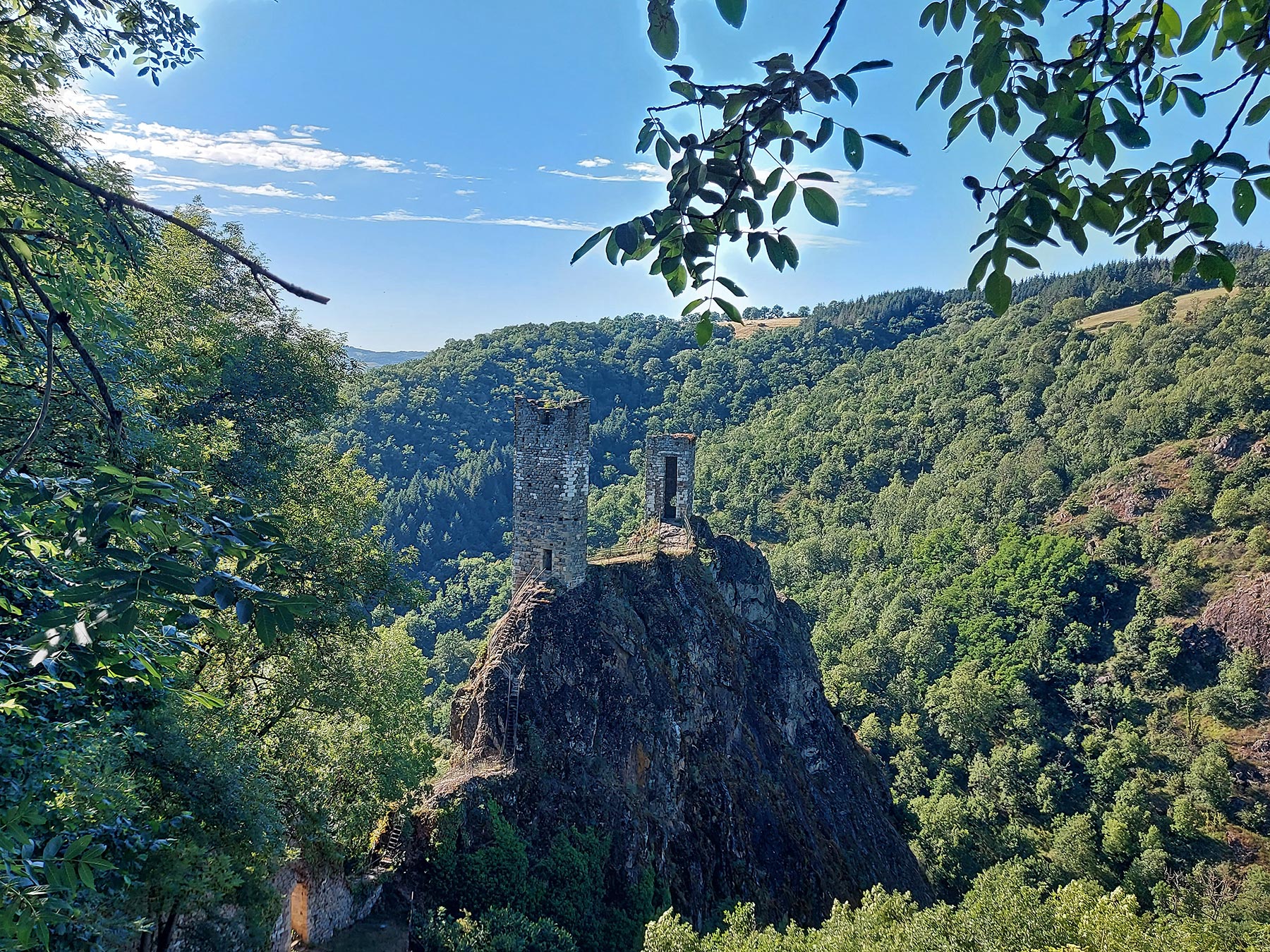 Peyrusse le roc sulla strada per Santiago de Compostela