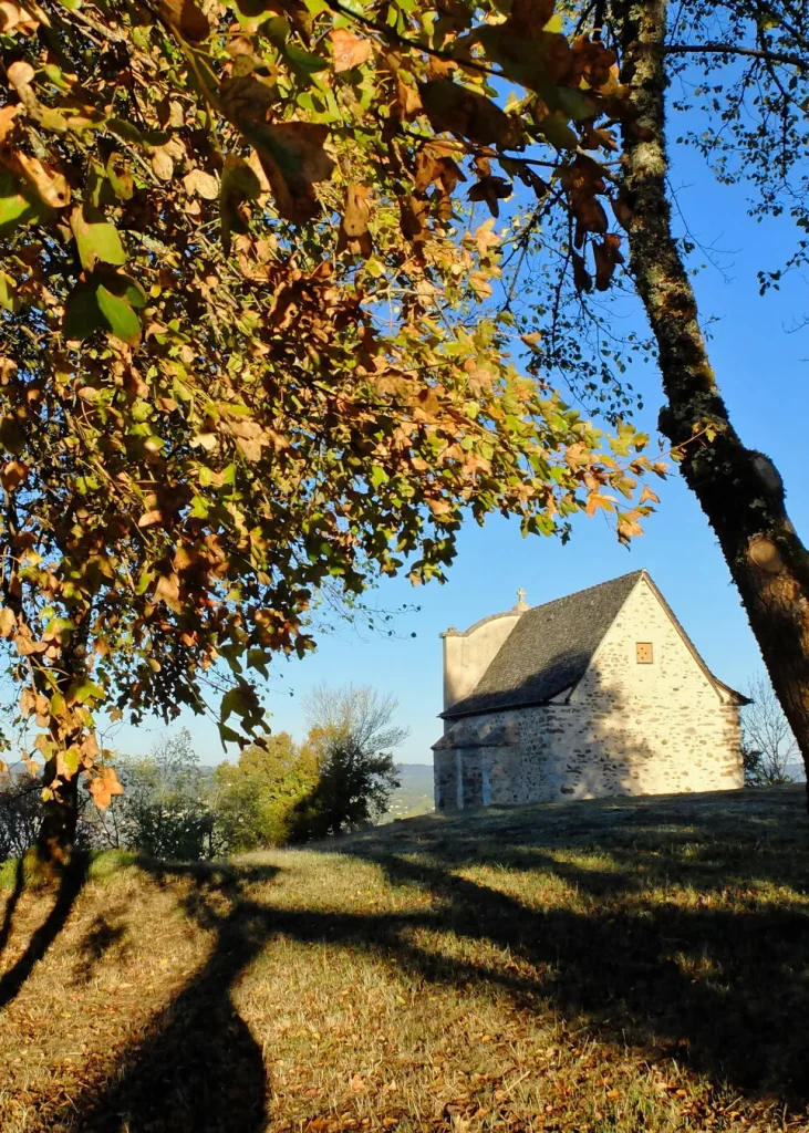 Chapelle du Calvaire à Villefranche de Rouergue en automne
