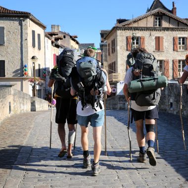 Pilgrims on the Pont des Consuls in Villefranche de Rouergue