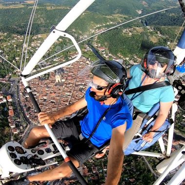 Ultraleichtflug über Villefranche de Rouergue