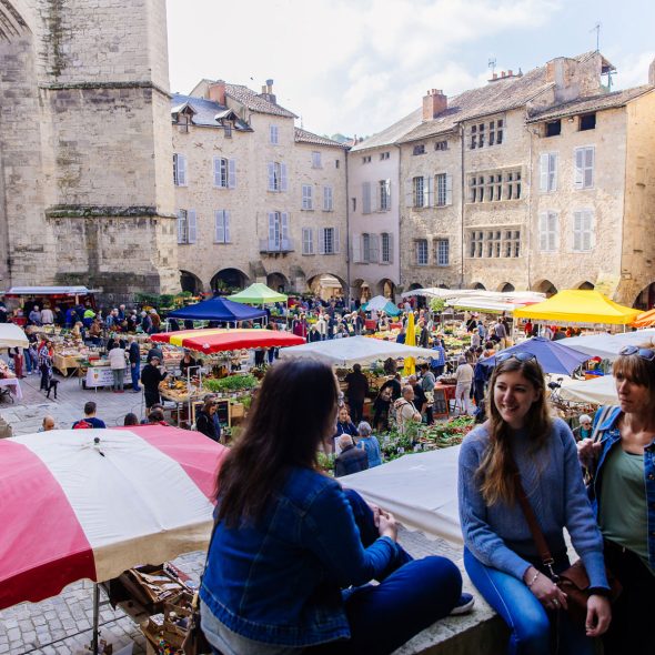 Au bord de la rivière à Villefranche de Rouergue