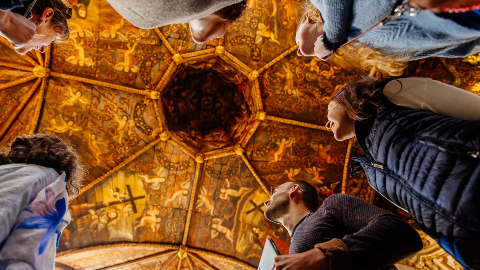 En visite à la chapelle des Pénitents Noirs