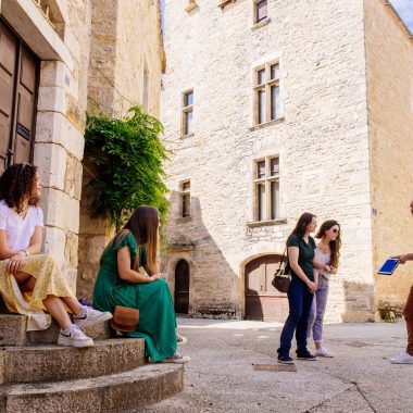 Visite de Villeneuve d'Aveyron