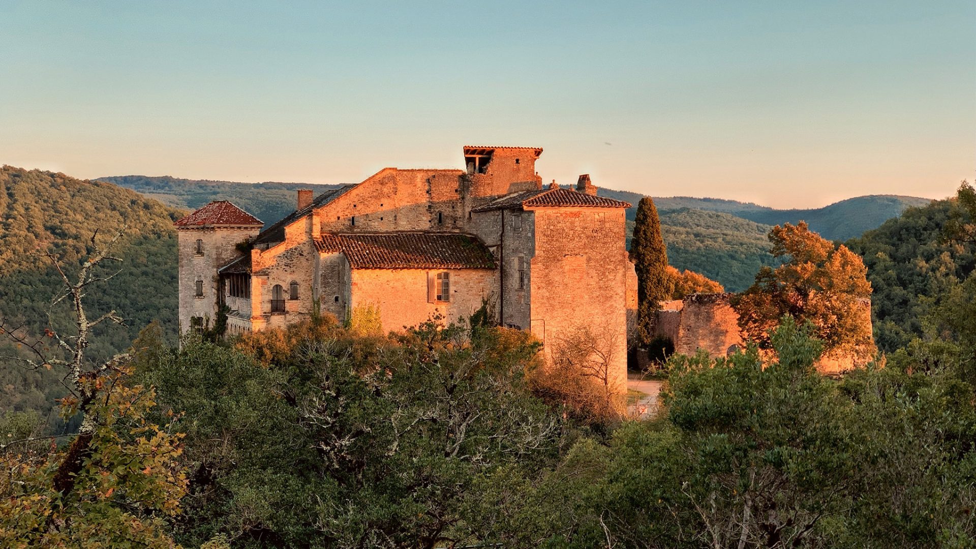 Bruniquel castles