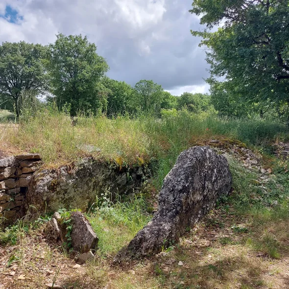Tomba del Gigante a Villeneuve d'Aveyron