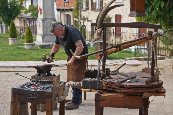 Mostra di posate Lames a Najac