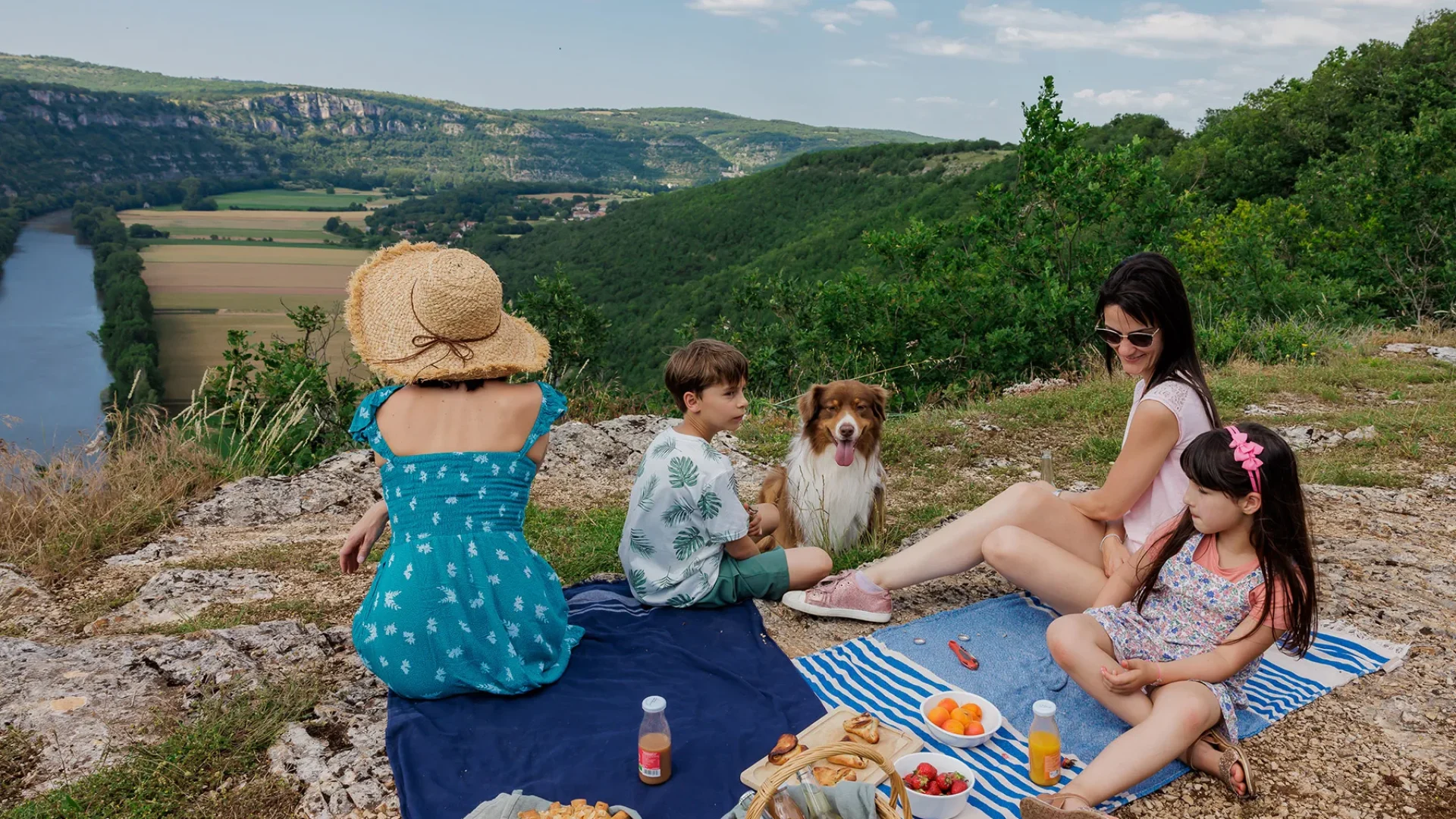 Voyager avec son chien en Bastides et Gorges de l'Aveyron