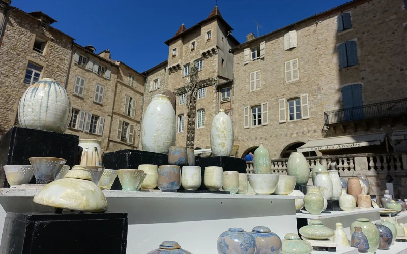 Keramikbiennale in Villefranche de Rouergue