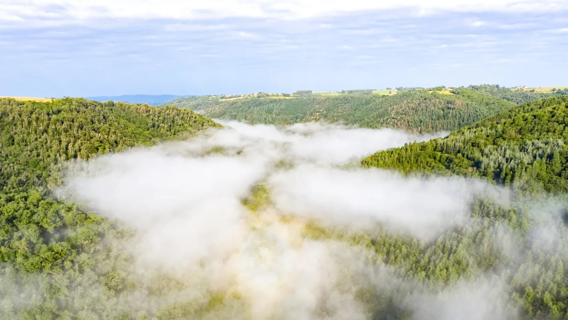 Hiking in Bor-et-Bar, Viaur Valley