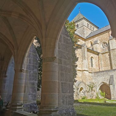 locdieu-abbaye-arcades