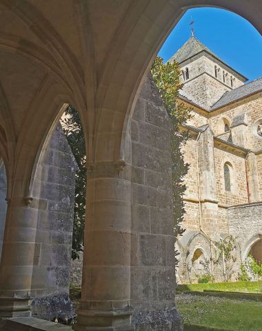 locdieu-abbaye-arcades