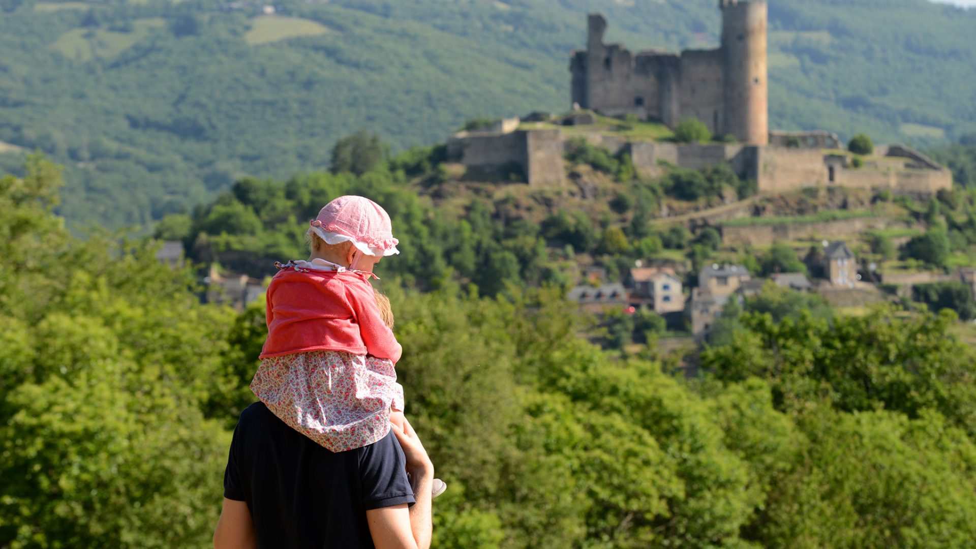 Con la familia en Najac